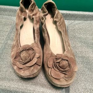 Restricted Shoes - 🌻Beige suede wedges size 7.5 Restricted Shoes - 🌻Beige suede wedges size 7.5